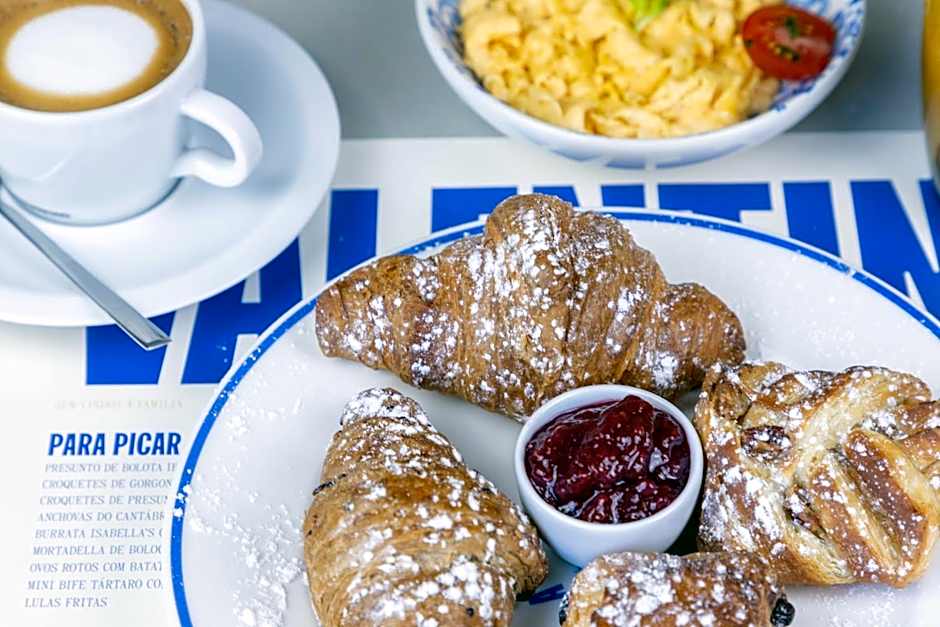 Chic & Basic Gravity