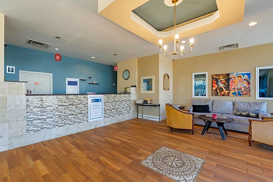Williamsburg Suites