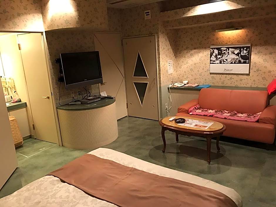 Hotel Tiffany (Adult Only)