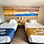 Days Inn by Wyndham Shorter