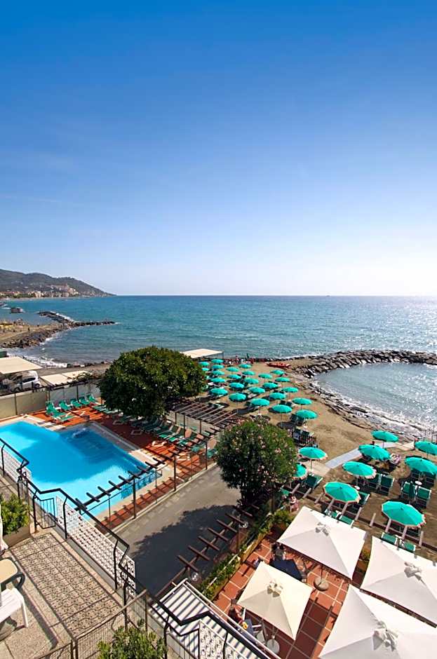 Hotel Bellevue Et Mediterranée