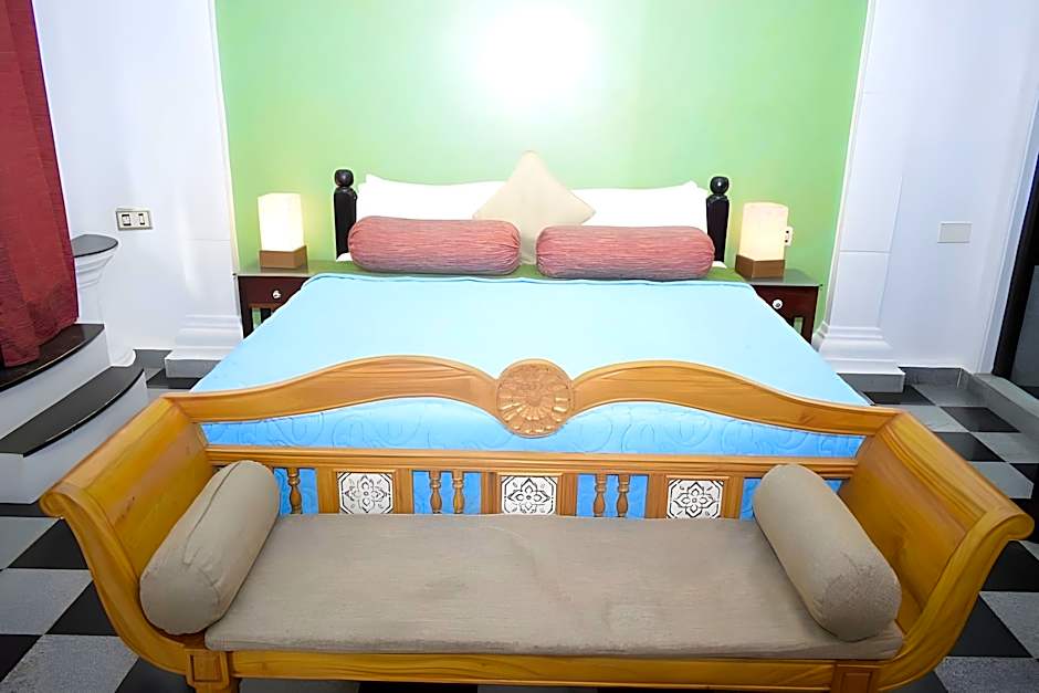 Le Chateau - A Heritage Boutique Hotel