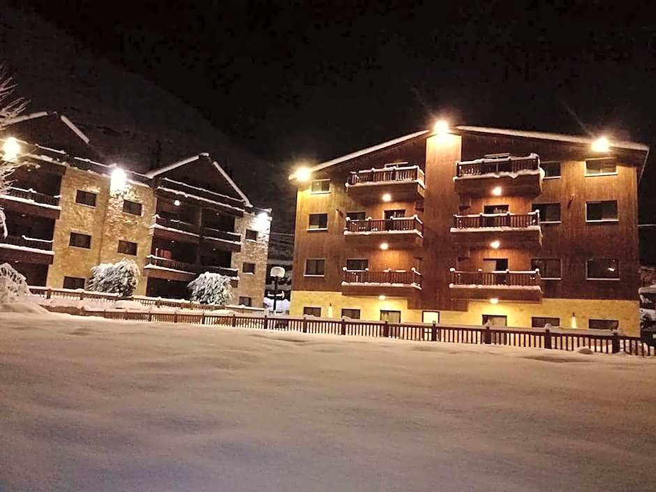 Chalets De Faraya