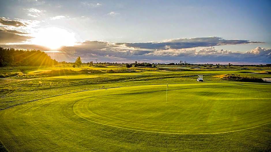 Hotel Sobienie Królewskie