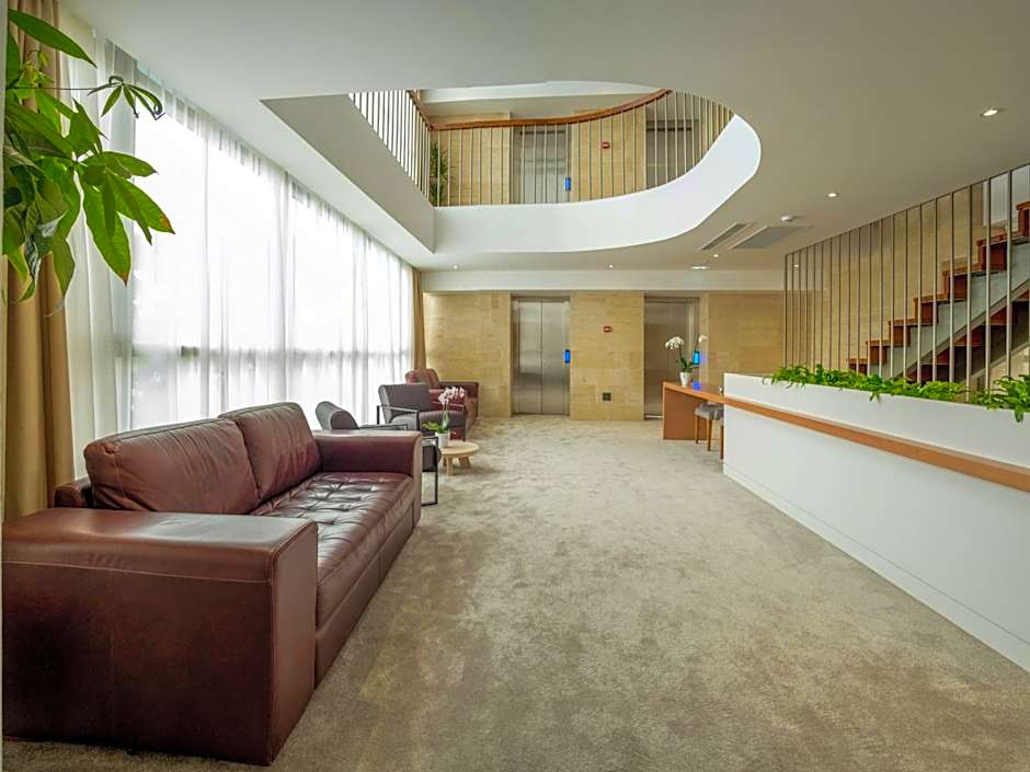 Hotel Harmonia by Dukley