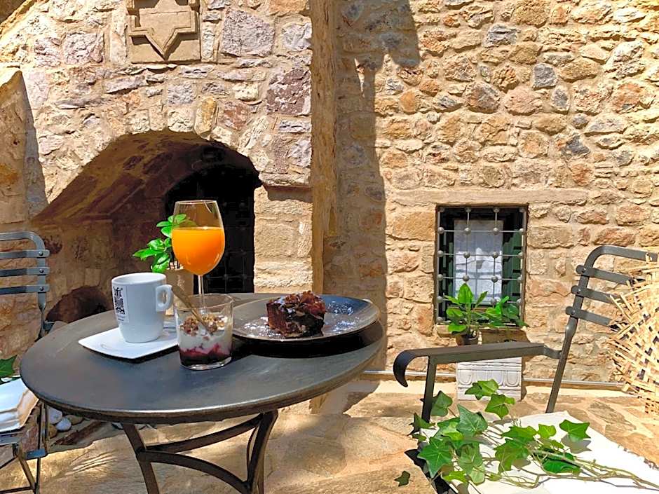 Villa Vager Mani Hotel