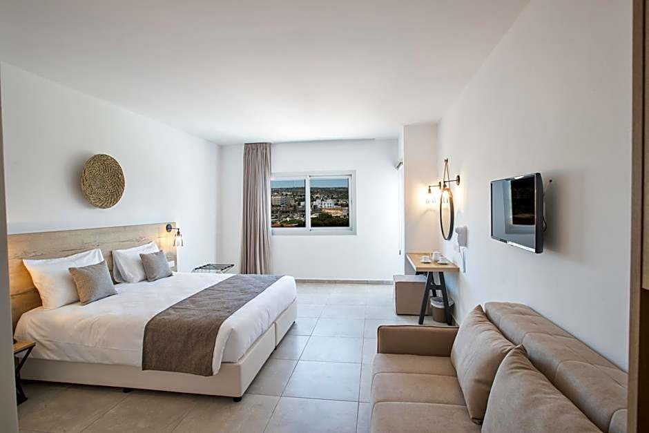 Bohemian Gardens Hotel