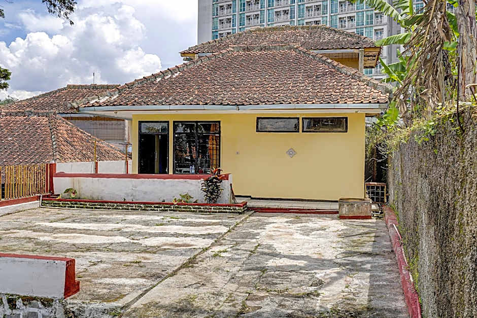 OYO Life 91116 Pelangi Residence Syariah