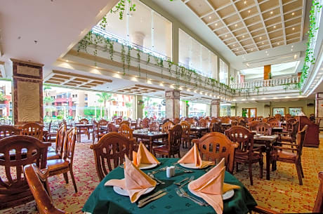 Hotel Titanic Beach Spa And Aqua Park