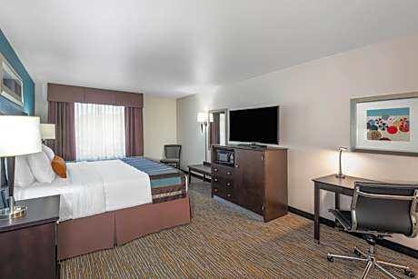 King Room with Sofa Bed - Non-Smoking
