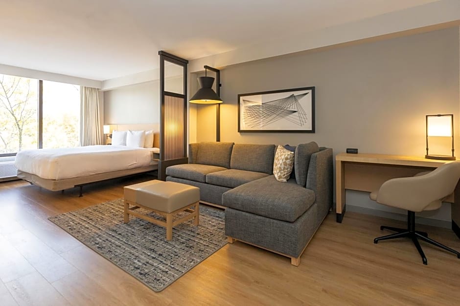 Hyatt Place Atlanta Alpharetta North Point Mall