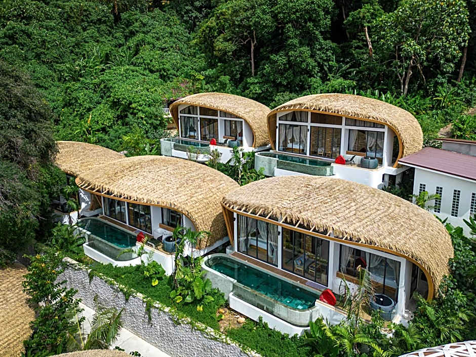Three Monkeys Villas