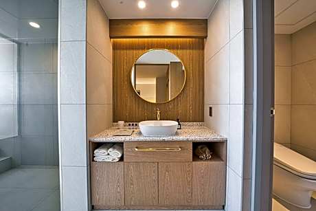 Deluxe Double Room with Spa Bath,Terrace and Sea View