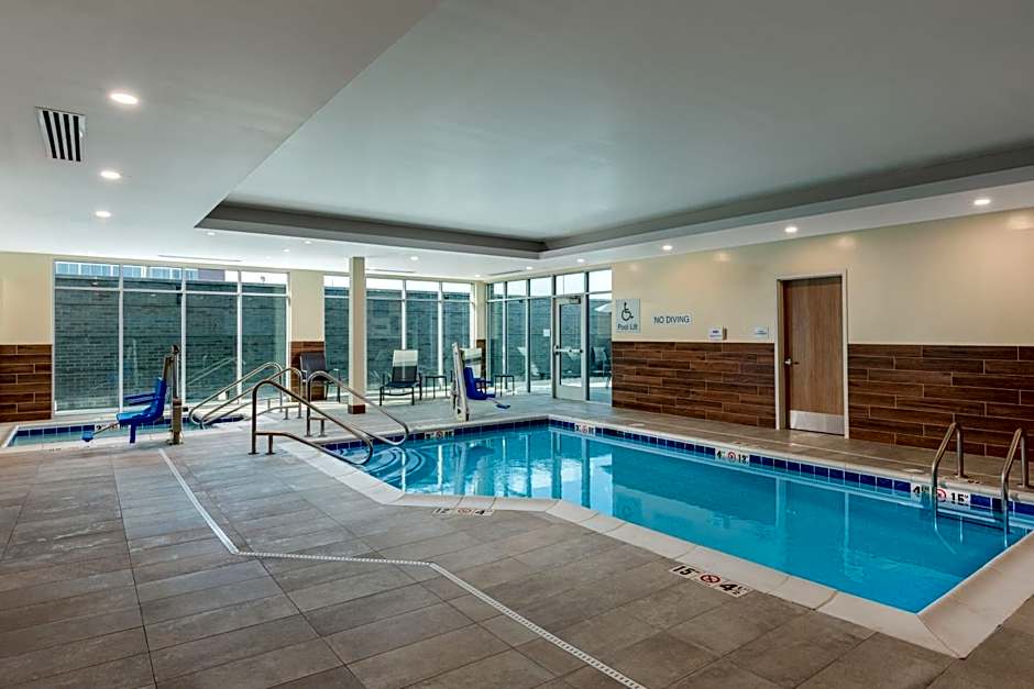 Fairfield Inn & Suites Omaha at MH Landing