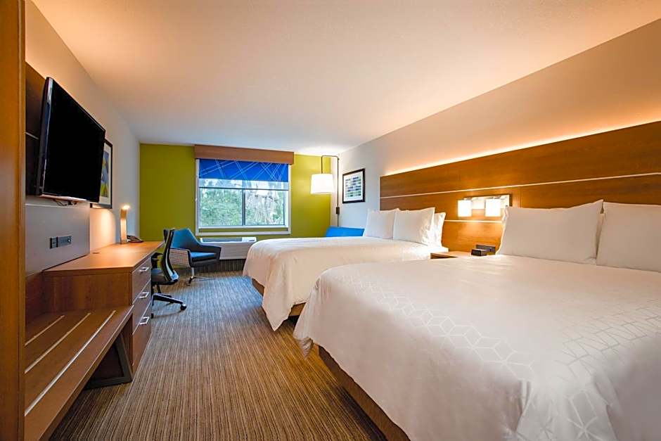 Holiday Inn Express And Suites Deland South By IHG