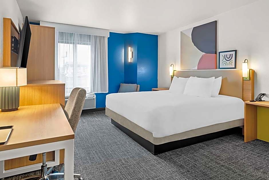 Spark by Hilton Oxford