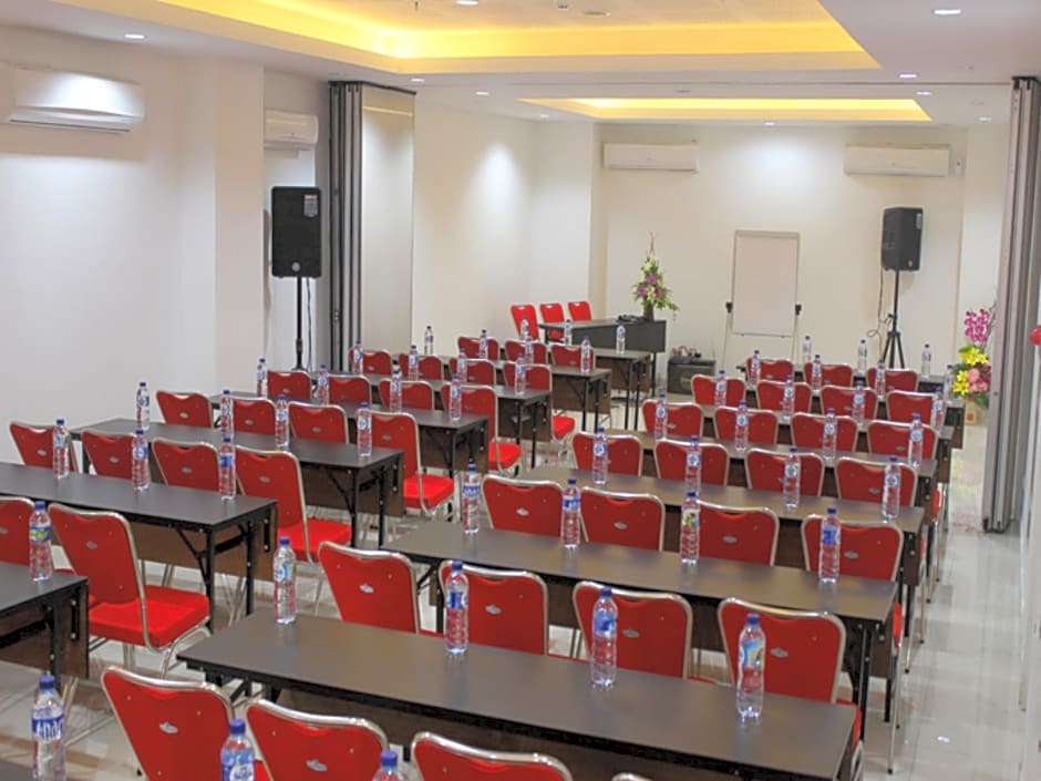 The WIN Hotel Surabaya