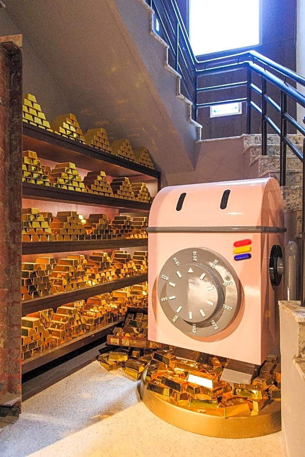 Hua Shan Din by Cosmos Cretion - Huashan 1914 Creative Park