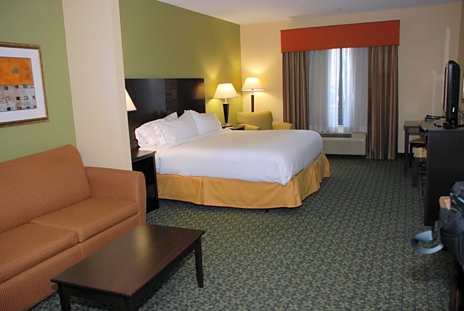 Holiday Inn Express & Suites Covington By IHG