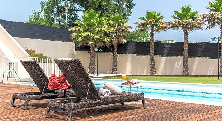 Zenitude Hotel la Valadiere, an Ascend Collection Hotel