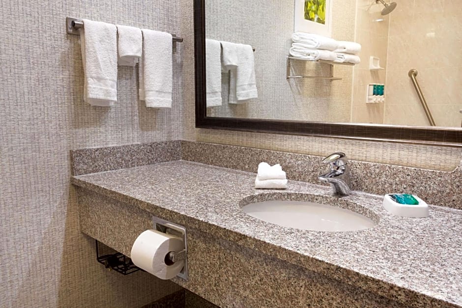 Drury Inn & Suites Dayton North