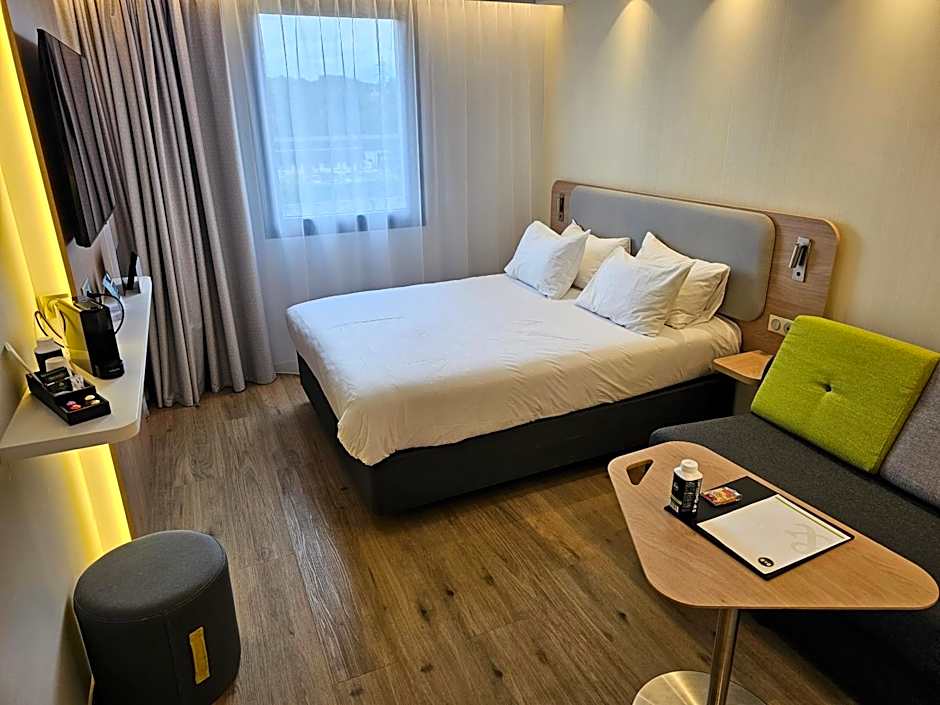 B&B HOTEL Deauville-Touques