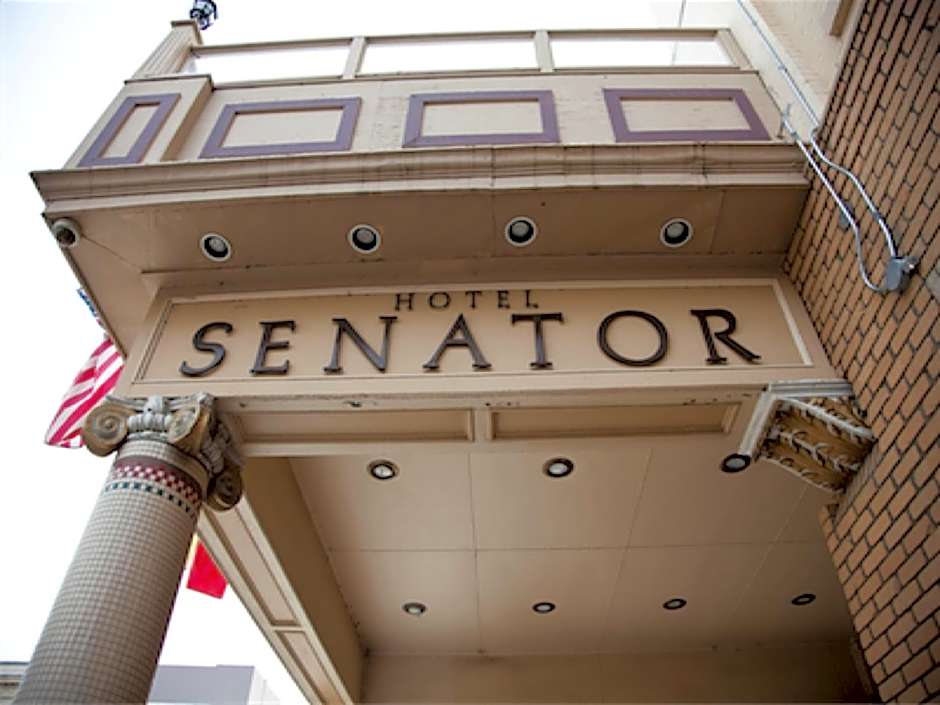 Hotel Senator