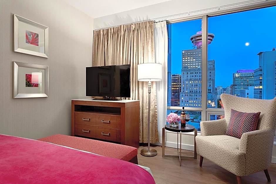 Auberge Vancouver Hotel