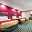 Econo Lodge Inn & Suites