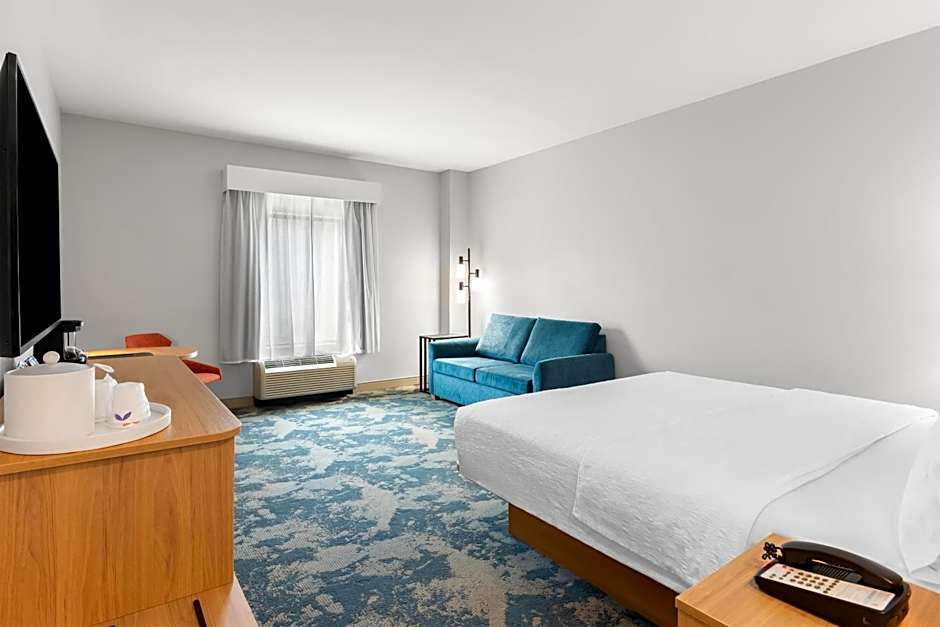 Hampton Inn By Hilton & Suites Pensacola/I-10 Pine Forest Road