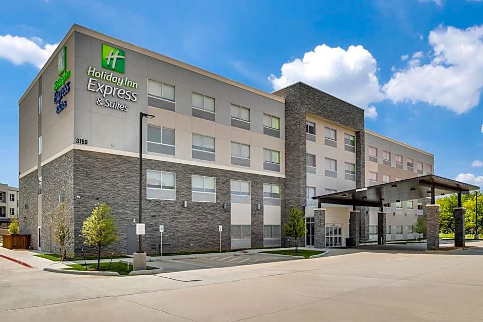 Holiday Inn Express And Suites Denton South By IHG