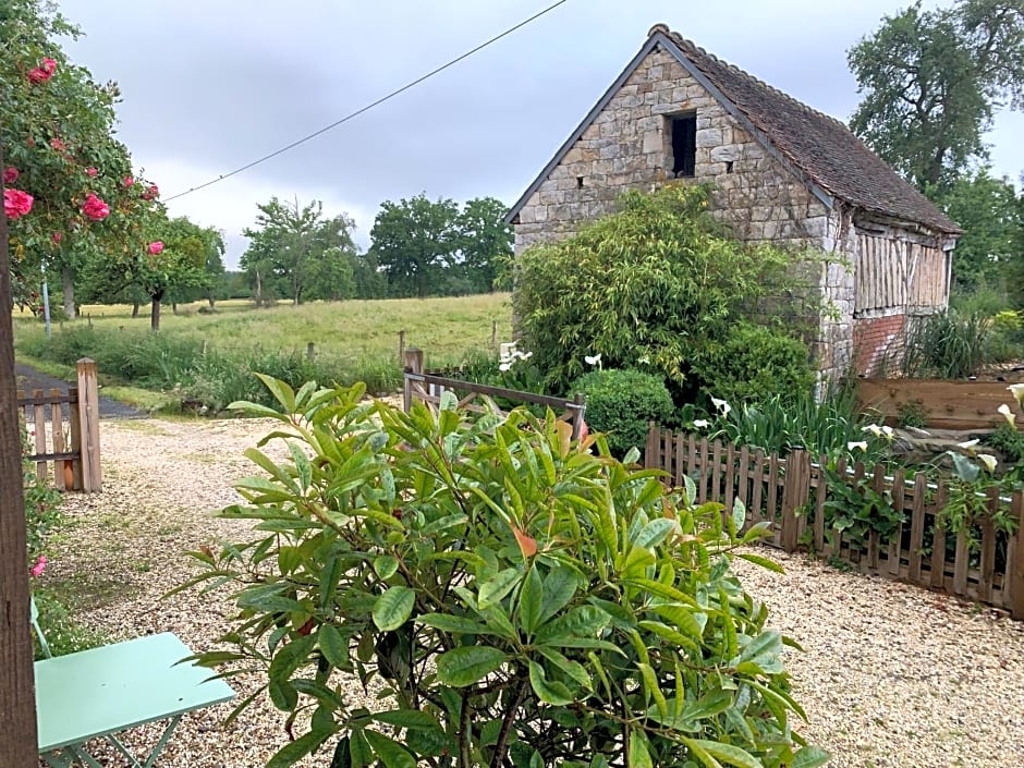 Le Bas Chesnay Chambres D'Hotes Domfront en Poiraie