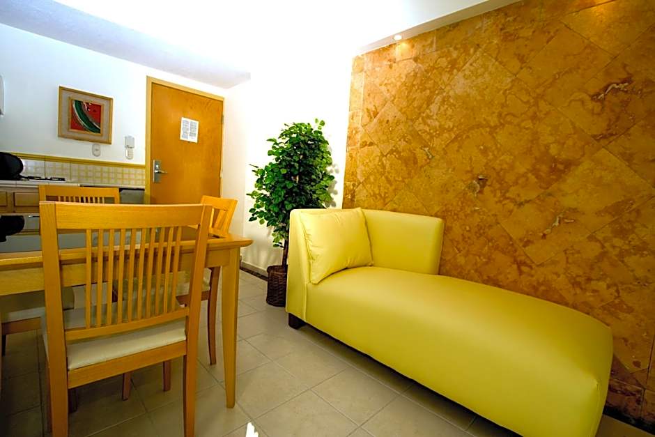 Angeles Suites & Hotel