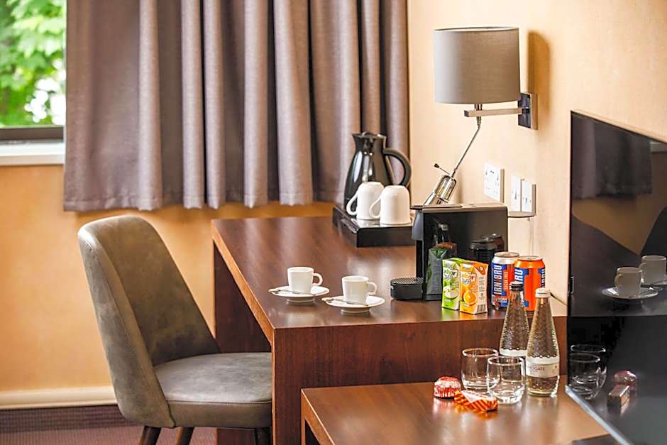 Mercure Livingston Hotel