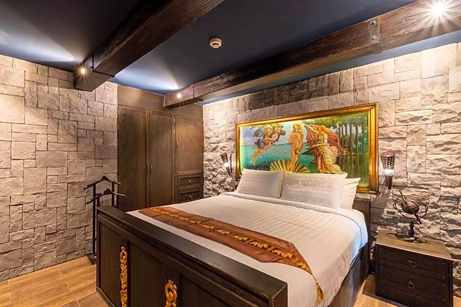 The Castle Pratumnak Hill Pattaya 6 Bedroom