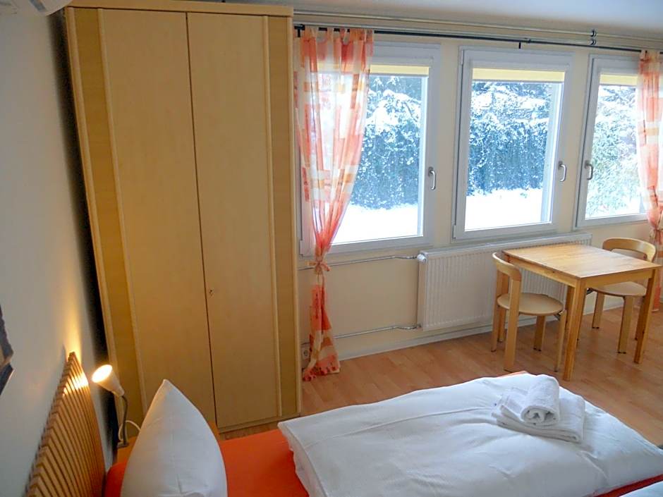 Quartier SansSouci Hostel