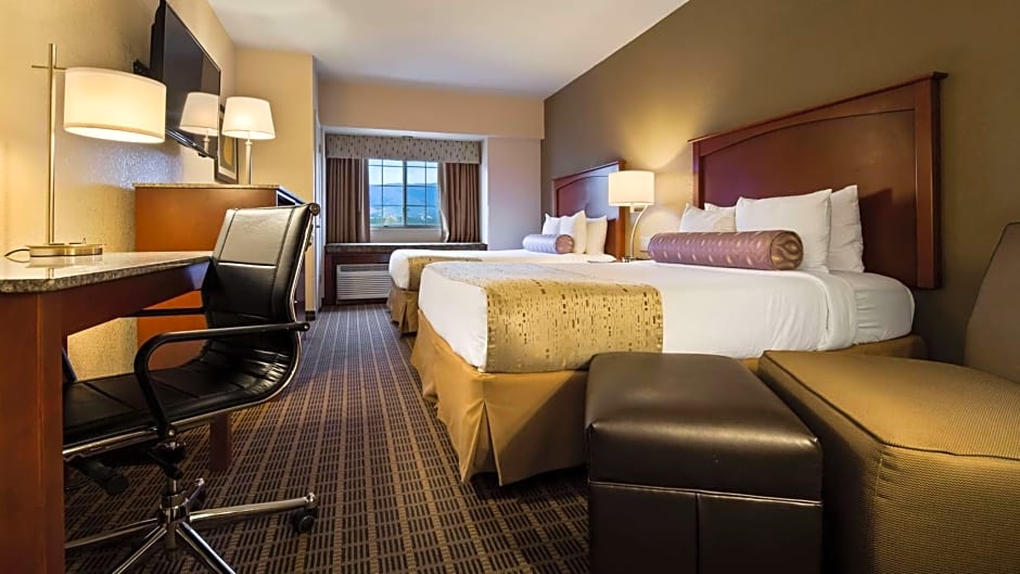 Best Western Plus Peak Vista Inn & Suites