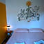 Sunflower City Student Hostel & Bar