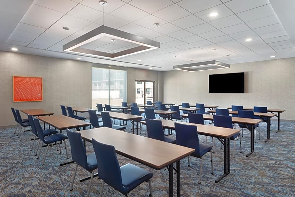 Holiday Inn Express Atlanta Airport - North by IHG