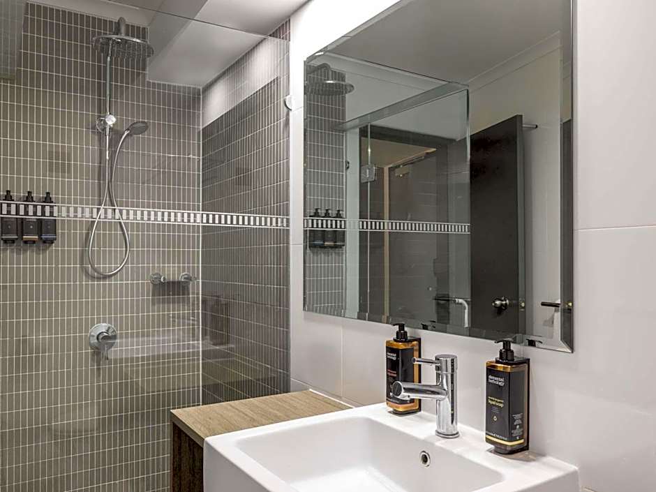 Mercure Brisbane Spring Hill