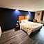 Paradise Inn & Suites