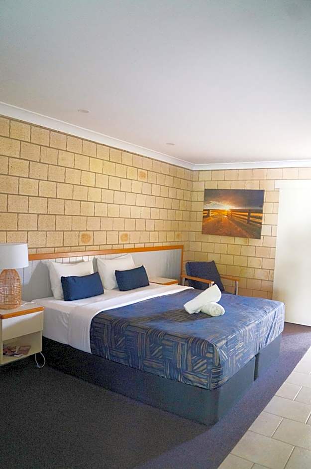 Jacaranda Country Motel