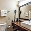 Red Roof PLUS+ & Suites Atlanta Airport South