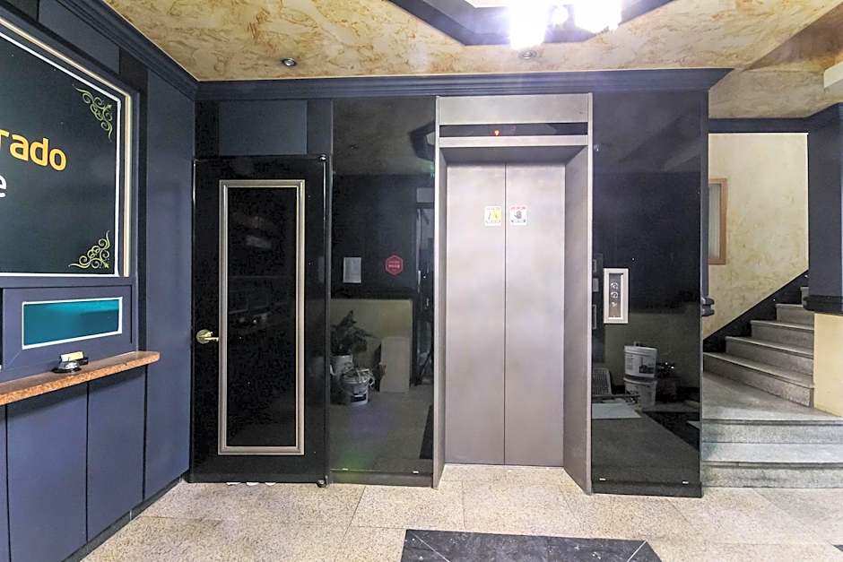 Jeonju Junghwasan-dong MH HOTEL