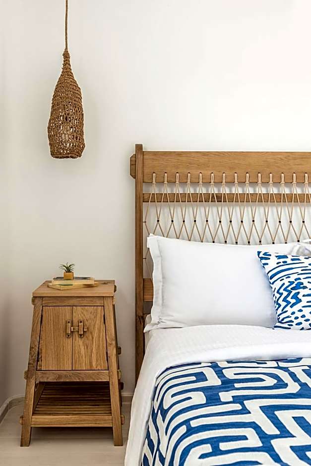 Photo 1 of 9 of 1 Queen Bed Suite, Sea View