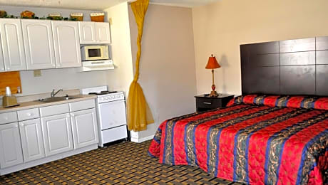 King Room with Kitchenette