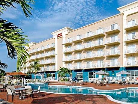 1 King Studio Suite Bayfront Nonsmoking