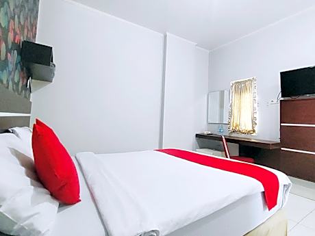 Deluxe Room with Shower