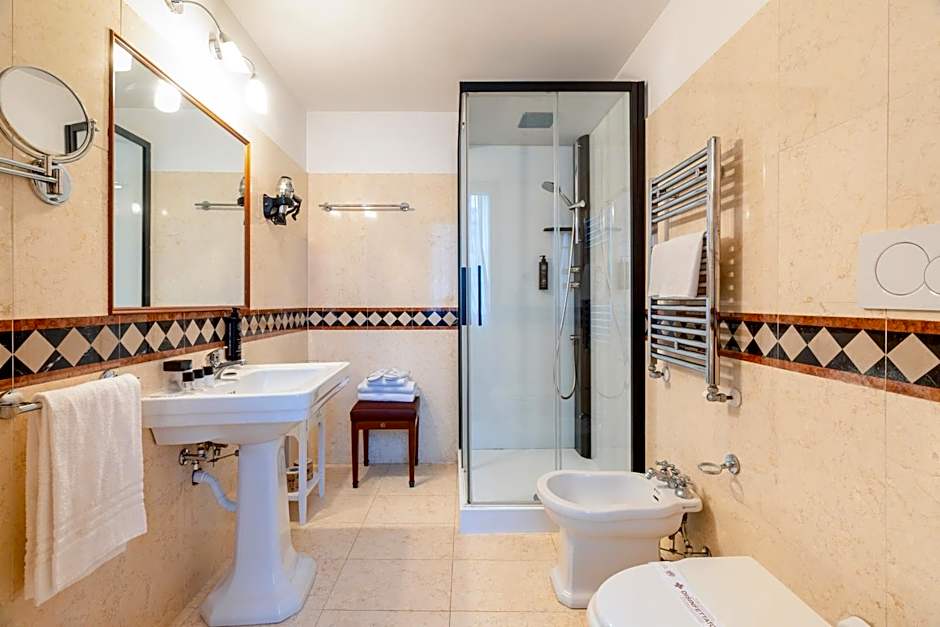 Hotel Al Ponte Dei Sospiri