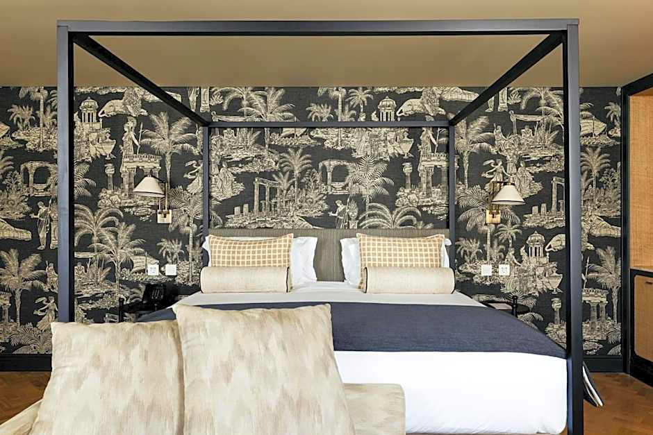 Photo 1 of 22 of Junior Suite